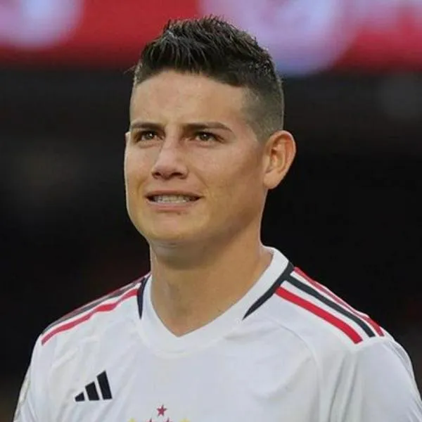 Cuánto cuesta la camiseta de James Rodríguez con el Rayo Vallecano hoy: si está interesado, vaya alistando casi medio millón de pesos.