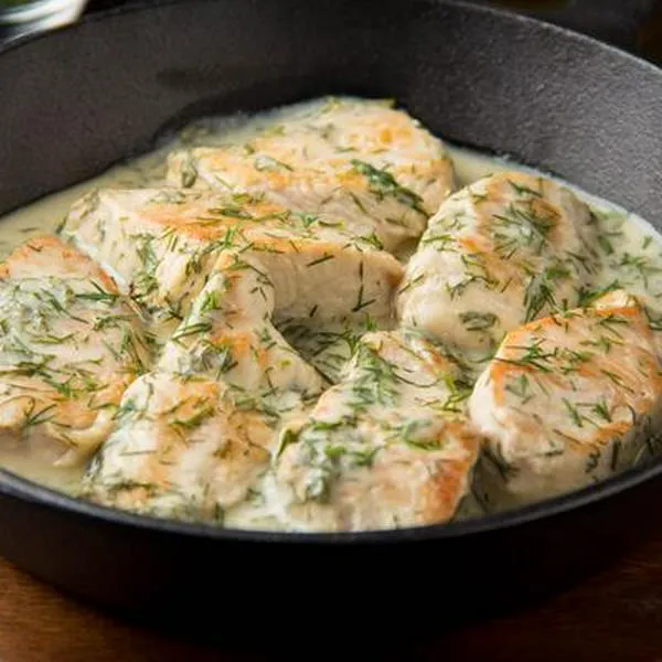 Recetas fáciles de hacer en casa, pollo en salsa de coco para almorzar