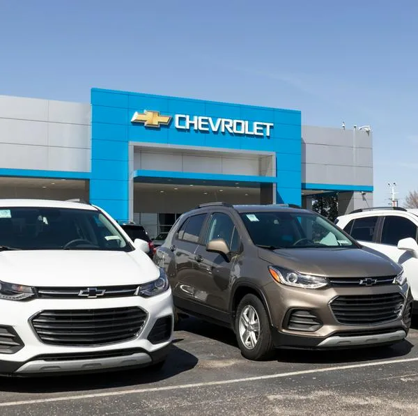 La marca de carros Chevrolet se despide del concesionario Casa Restrepo y selló negocio con Caminos para que venda sus vehículos en el Eje Cafetero.