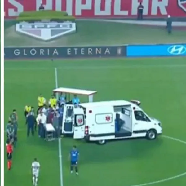 Video | Crítico estado del futbolista que sufrió infarto en pleno partido de Libertadores