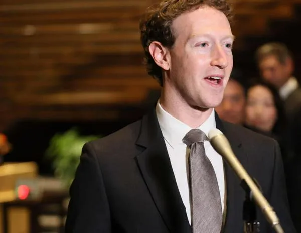 Zuckerberg cuestiona presión del Gobierno de Biden para quitar contenidos sobre covid-19 de Facebook