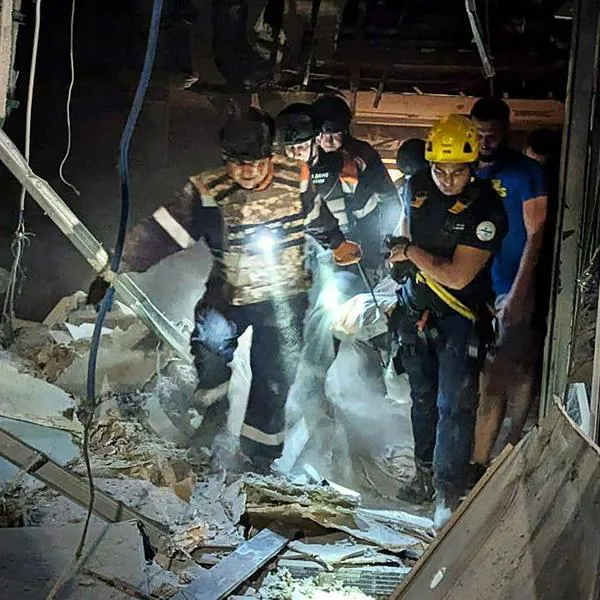 Ucrania reporta ataque masivo de Rusa en los que murieron cuatro personas y fallas de energía