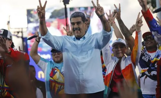 Maduro anuncia elecciones legislativas, regionales y locales para 2025 en Venezuela