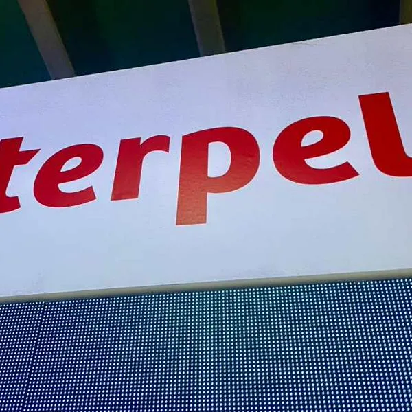 Terpel se defiende de acusaciones de Petro: hay déficit estructural de combustible