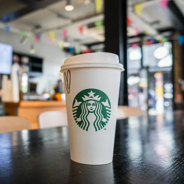 Starbucks anuncia que abrirá 30 nuevos locales en Colombia para 2027