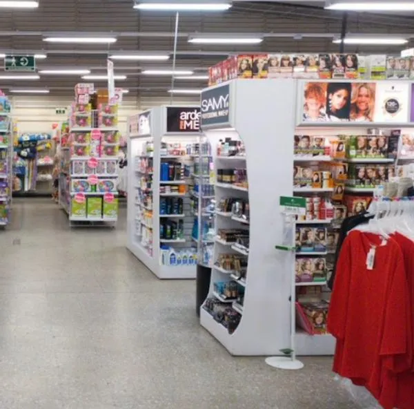 Almacén Tres Elefantes Bogotá lanza ofertas de hasta el 70 % en ropa y juguetes