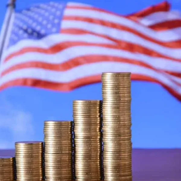 Estados Unidos anuncia incremento de salario para varias profesiones, del sector manufactura. Más de 25 % de salario.