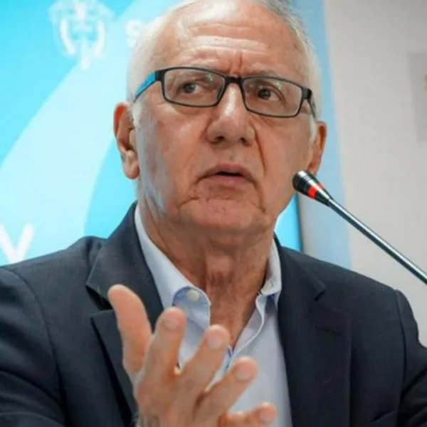 Reforma a la salud, ministro de Salud explicó por qué se bajó de 150 a 48 artículos