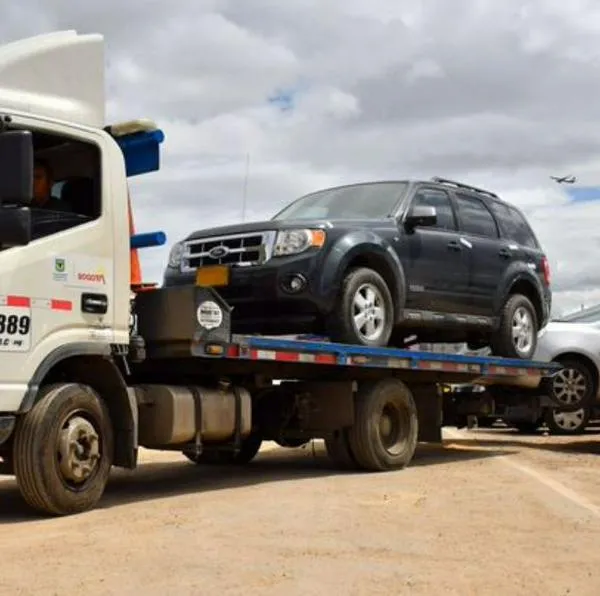 La Secretaría de Movilidad anunció cambio de interventoría en sus patios con el objetivo de mejorar la atención a los conductores de carros y motos.