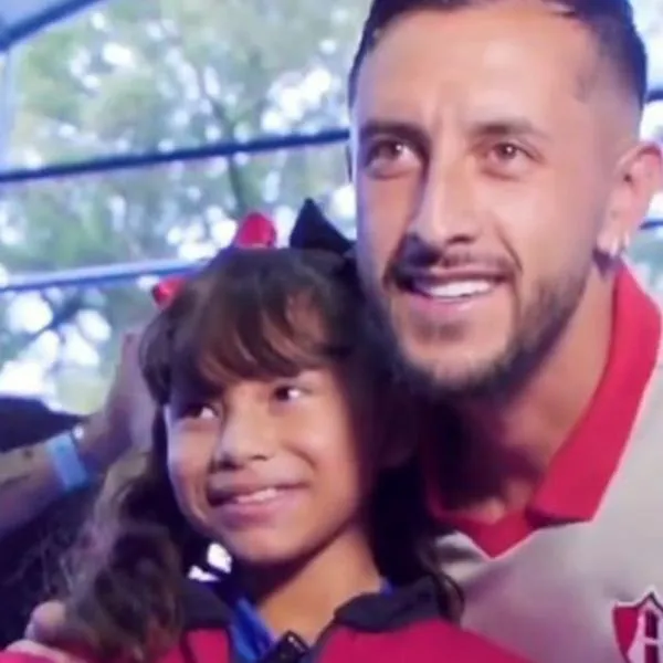 Camilo Vargas cumplió sueño de niña de 9 años, hincha de Atlas; regalo camiseta
