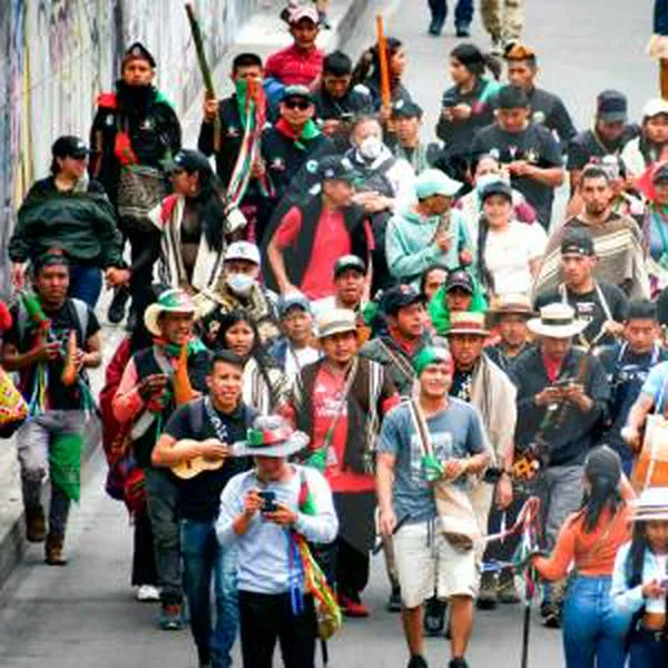 Minga indígena del Cauca en Bogotá tomará “vías de hecho” si el Gobierno no firma decreto que habían acordado