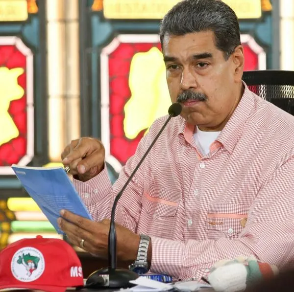 Lanzan dura advertencia desde Estados Unidos a Nicolás Maduro por María Corina Machado. Un senador norteamericano busca intervenir en Venezuela. 