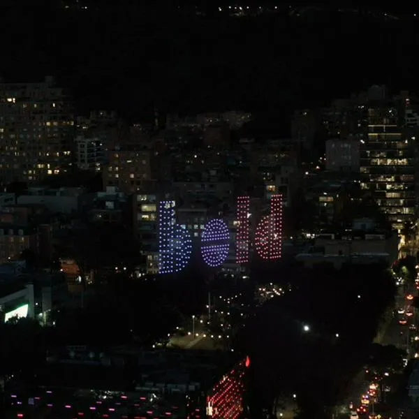 Parque de la 93 en Bogotá con show de drones que asombró a mucha gente