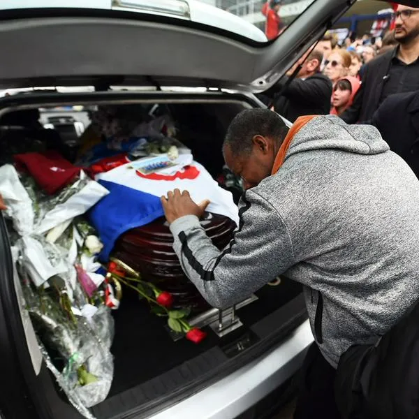El adiós a Juan Izquierdo. 
