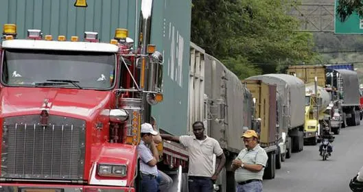 Paro de camioneros hoy en vivo en Bogotá.