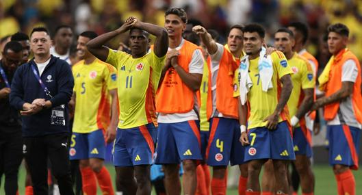 Jugadores de Colombia con tarjeta amarilla.