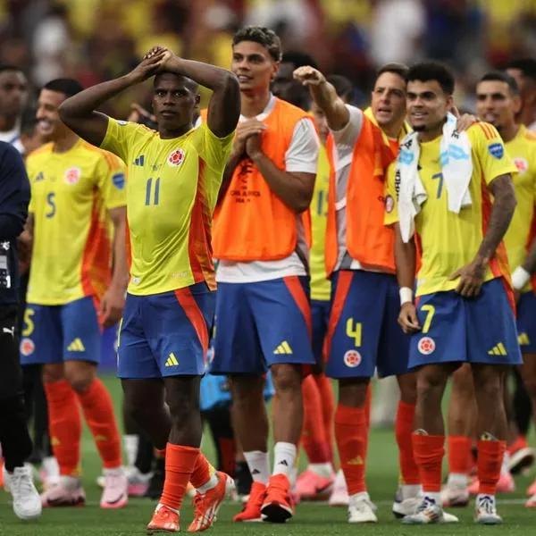 Jugadores de Colombia con tarjeta amarilla.