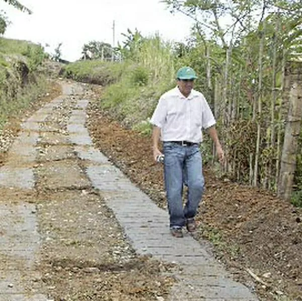 Escándalo en Becerril porque entregaron contrato de $27.000 millones a fondo acusado de corrupción