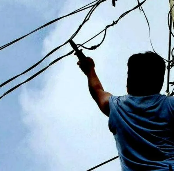 Joven murió electrocutado en Valledupar cuando intentaba restablecer la luz