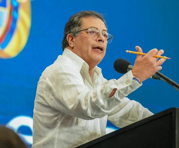 Petro afirma que ya se desarrolla el ‘golpe de estado’ y vaticina una ‘lucha popular'”