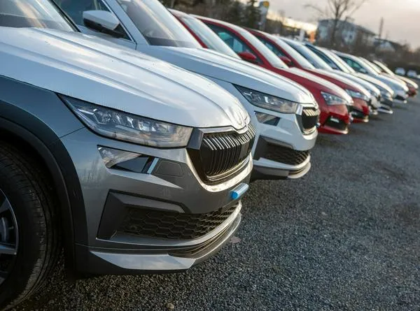 Carros Hyundai, Renault y más que venden en Colombia cambiarán.