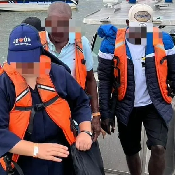 Ellos fueron los turistas a quienes atracaron en una lancha y arrojaron al océano en Buenaventura