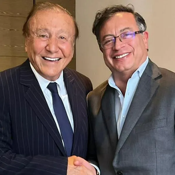 Foto de Rodolfo Hernández con Gustavo Petro, en nota sobre cuántos votos tuvo contra el presidente en elecciones.