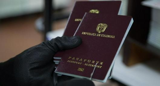 Foto de pasaporte, en nota de cómo obtener nacionalidad en España para colombiano.