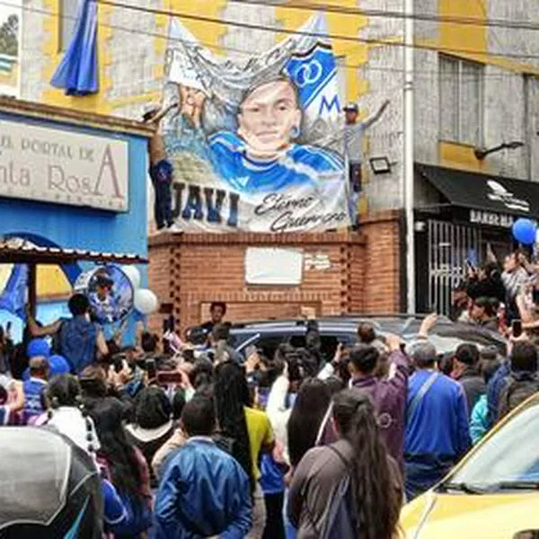 Cientos de personas asistieron al sepelio de Javier Acosta en Bogotá