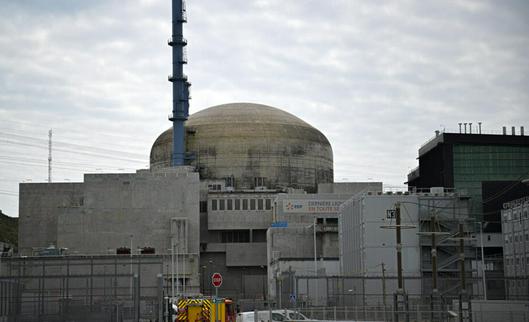 Francia enciende un nuevo reactor nuclear