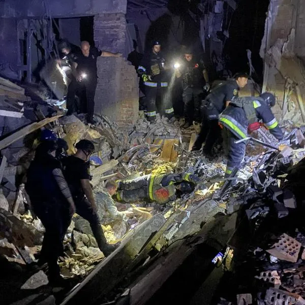 Rusia vuelve a atacar a Ucrania y causó muerte de 41 personas en Potalva