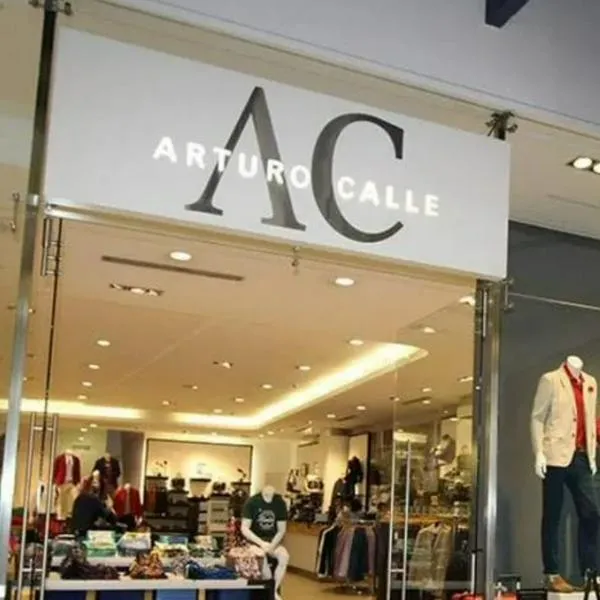 Arturo Calle anunció descuentos en tienda virtual de Colombia con calzado barato