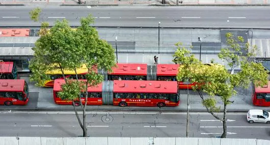 Cierres en estaciones de Transmilenio.