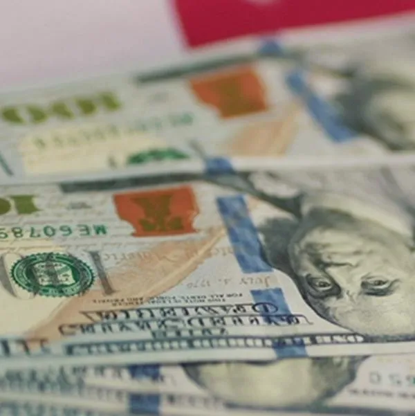 Dólar hoy en Colombia y precio afectado por petróleo que cae fuertemente