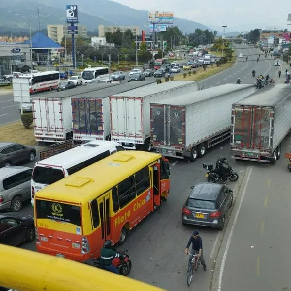 Asocapitales pide acuerdo entre Gobierno y camioneros para acabar con bloqueos