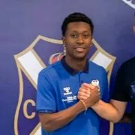 Marlos Moreno regresó a España y su nuevo club lo presentó como toda una estrella de cine