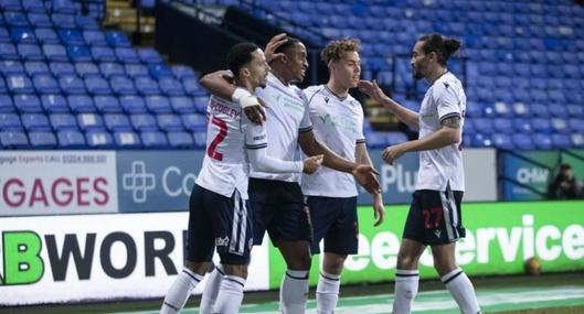 Insólita lesión de jugador del Bolton Wanderers: estornudó y 'chao pescao'