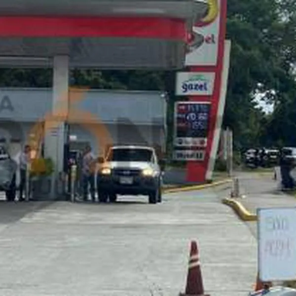 No hay desabastecimiento, pero algunas estaciones de servicio funcionan con intermitencia