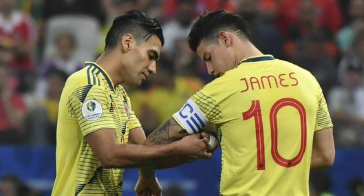 James Rodríguez va por marca de Falcao.