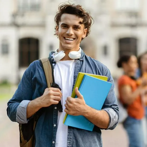 ¿Cómo aplicar a las becas que Colfuturo ofrece a para estudiar en Canadá
