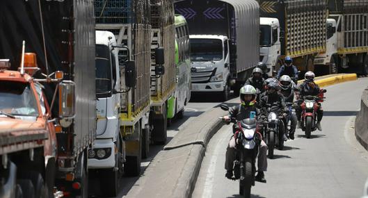 Camioneros piden disculpas por paro en Colombia, pero se justificaron