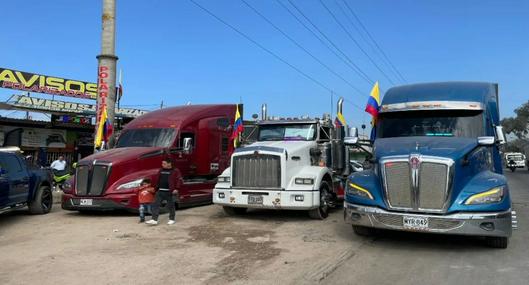 Acuerdo completo entre camioneros y Gobierno; no solo fue precio del ACPM