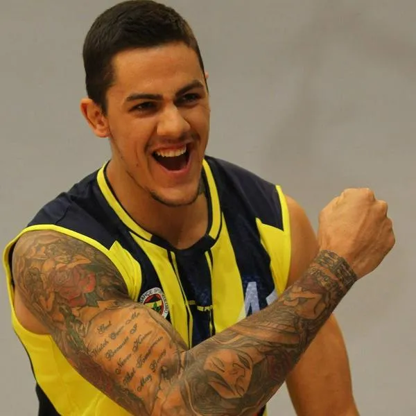 Tragedia en el baloncesto internacional: Fallece atropellado jugador Ilkan Karaman