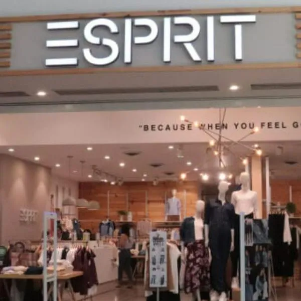 Esprit, empresa de ropa que quebró en Europa, anunció qué pasará con su negocio en Colombia y negó que vaya a cerrar locales.