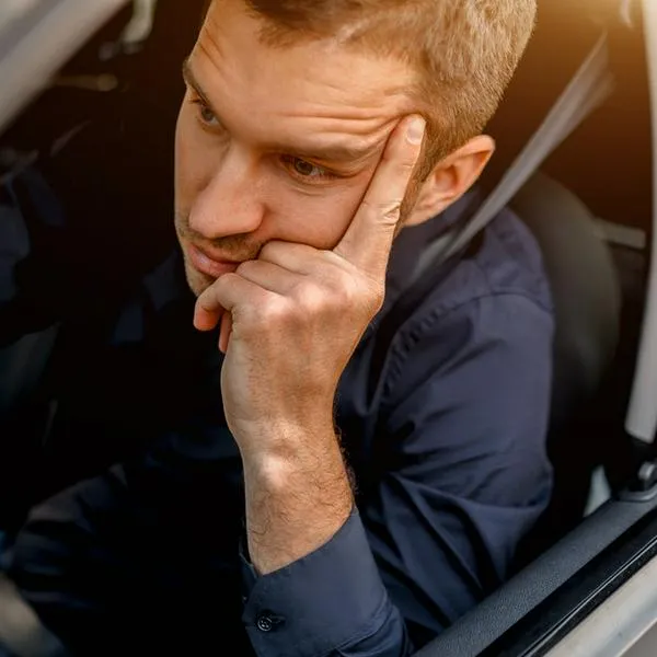 Carlos Fernando Galán, alcalde electo de Bogotá, destapó plan para cambiar cobros en impuestos de Bogotá; adviernten a dueños de carros eléctricos.