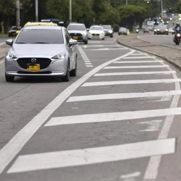 Pico y placa vehículos particulares y taxis en Bogotá hoy 10 de septiembre 