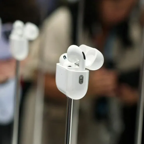 Apple lanzamientos: cuánto cuestan los AirPods Max y los AirPods 4 en Colombia