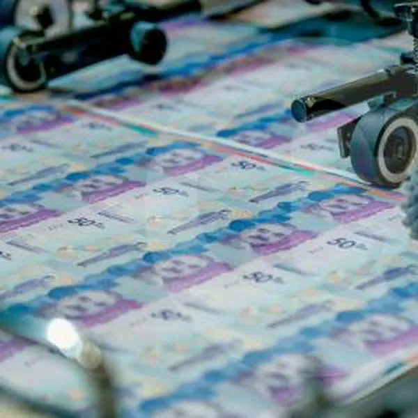 Reforma tributaria de Petro: más de 1.000 personas tienen que pagar más impuestos en Colombia, si pasa proyecto.