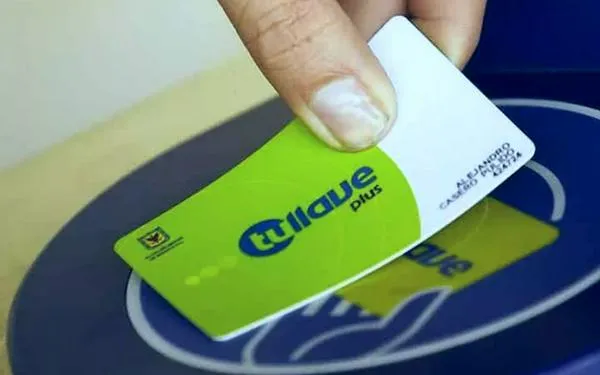 Todo sobre la personalización de su tarjeta TuLlave: puntos y horarios
