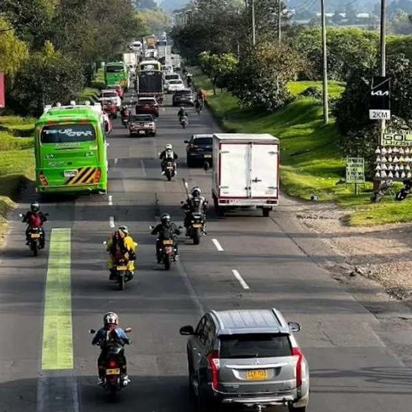 Imagen de referencia en la autopista Norte, donde ocurrió un accidente entre una tractomula y un carro